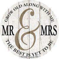 Mr and Mrs Novelty Mini Metal Circle Magnet CM-1129