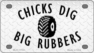 Chicks Dig Big Rubbers Novelty Mini Metal License Plate Tag