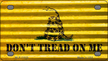 Dont Tread On Me Corrugated Effect Novelty Mini Metal License Plate Tag